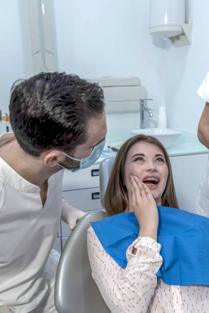 Best Emergency Treatment for Toothache in George West, TX